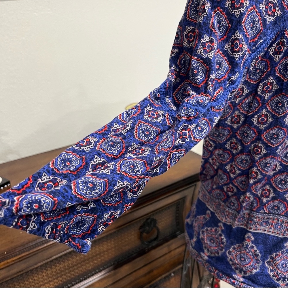 Lucky Brand Blue and Purple Blouse with Relaxed Fit (1-099) - Picture 3 of 9